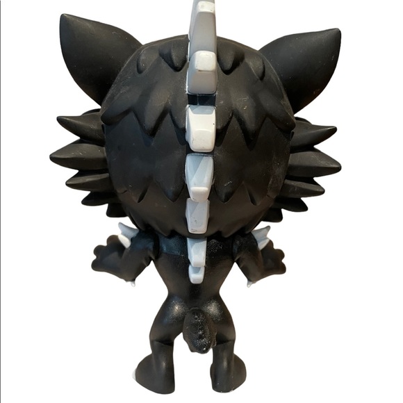 RWBY Beowolf Grimm Vinyl Action Figure Jazwares Rooster Teeth
2017 - Picture 4 of 5